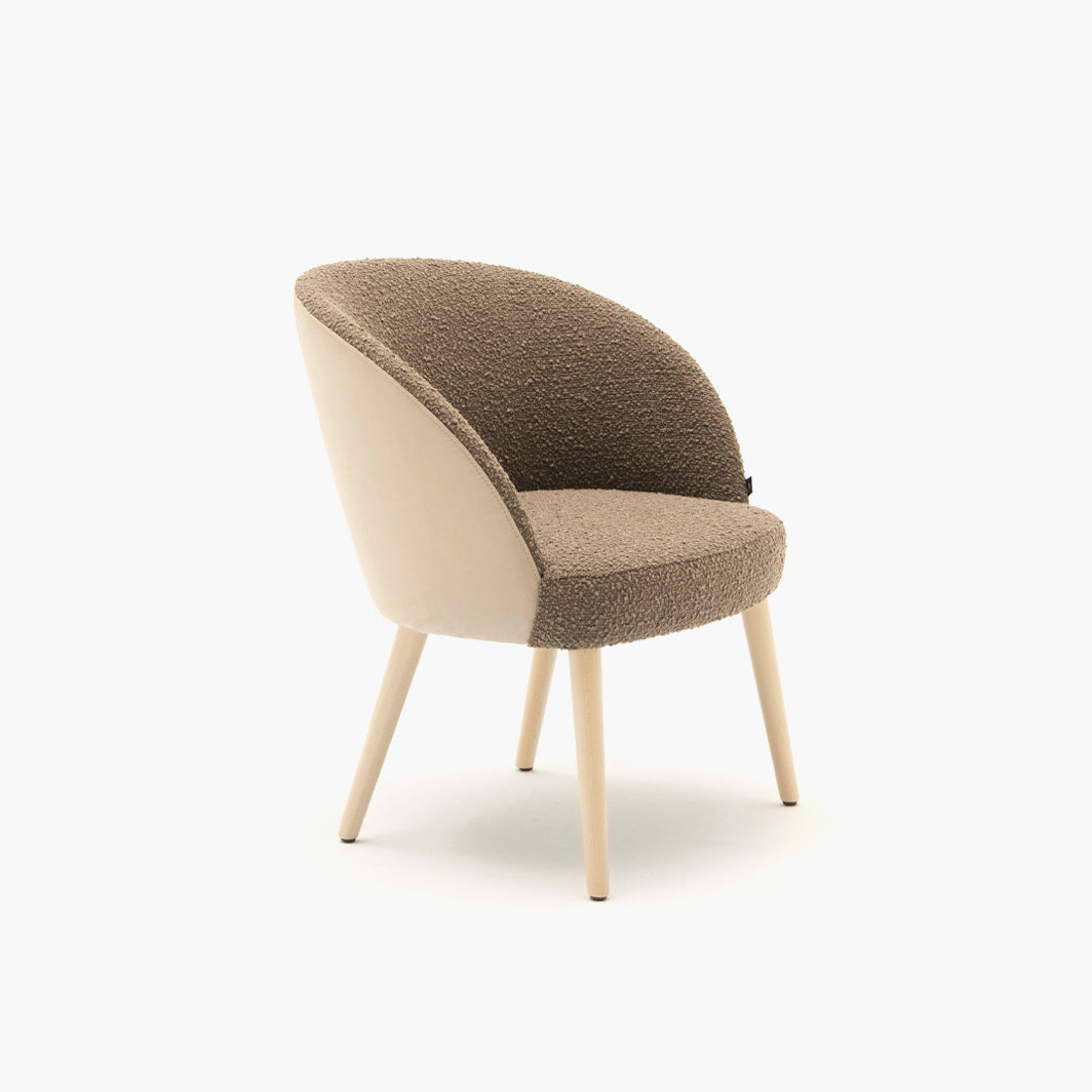 EVIA ARMCHAIR