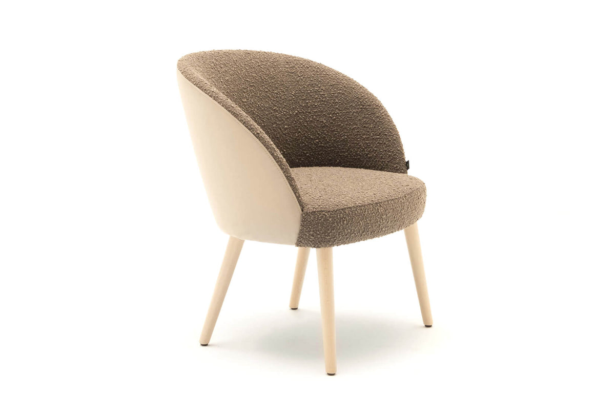 EVIA ARMCHAIR