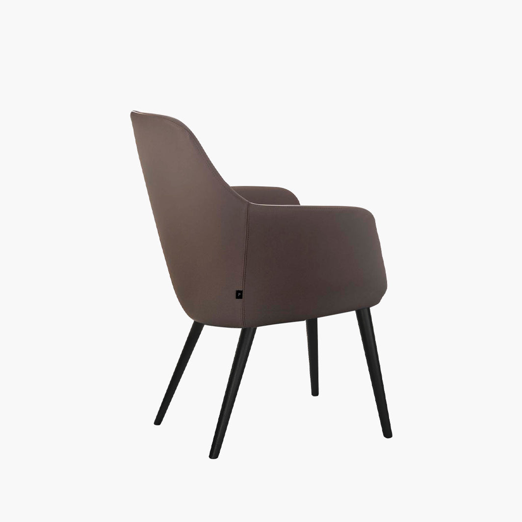 LYRA CHAIR