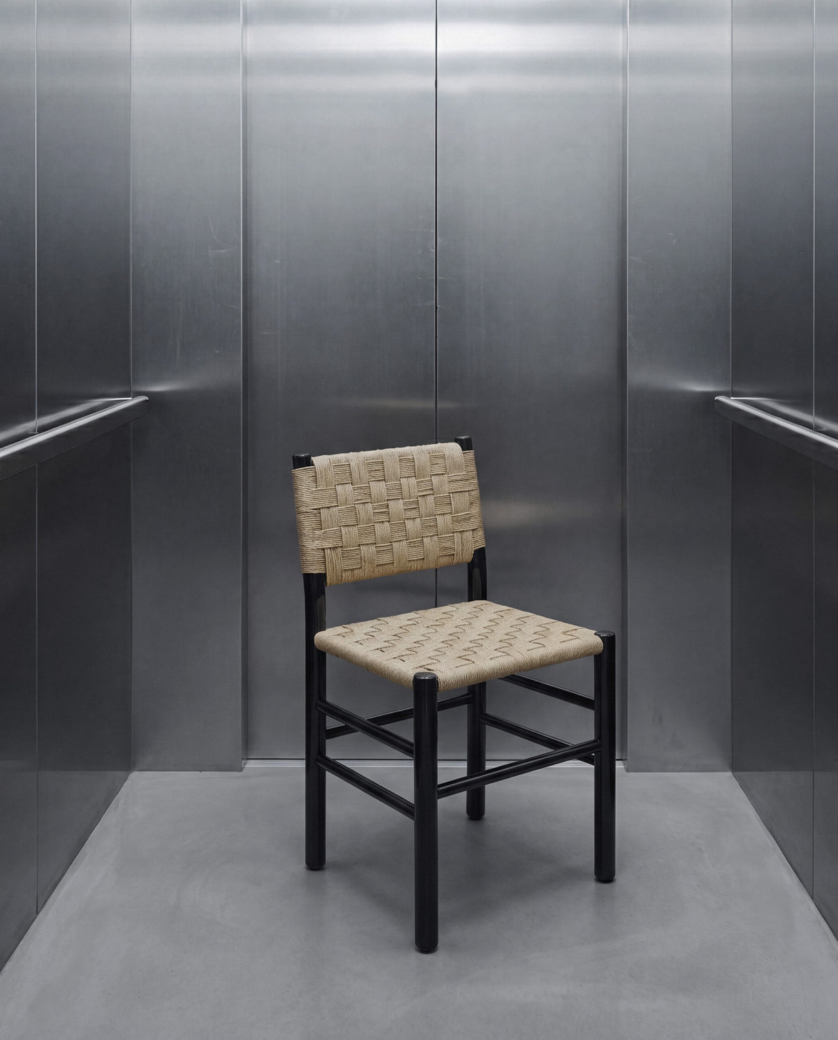 SECOLO | SPICA DINING CHAIR WOOD LACQUERED