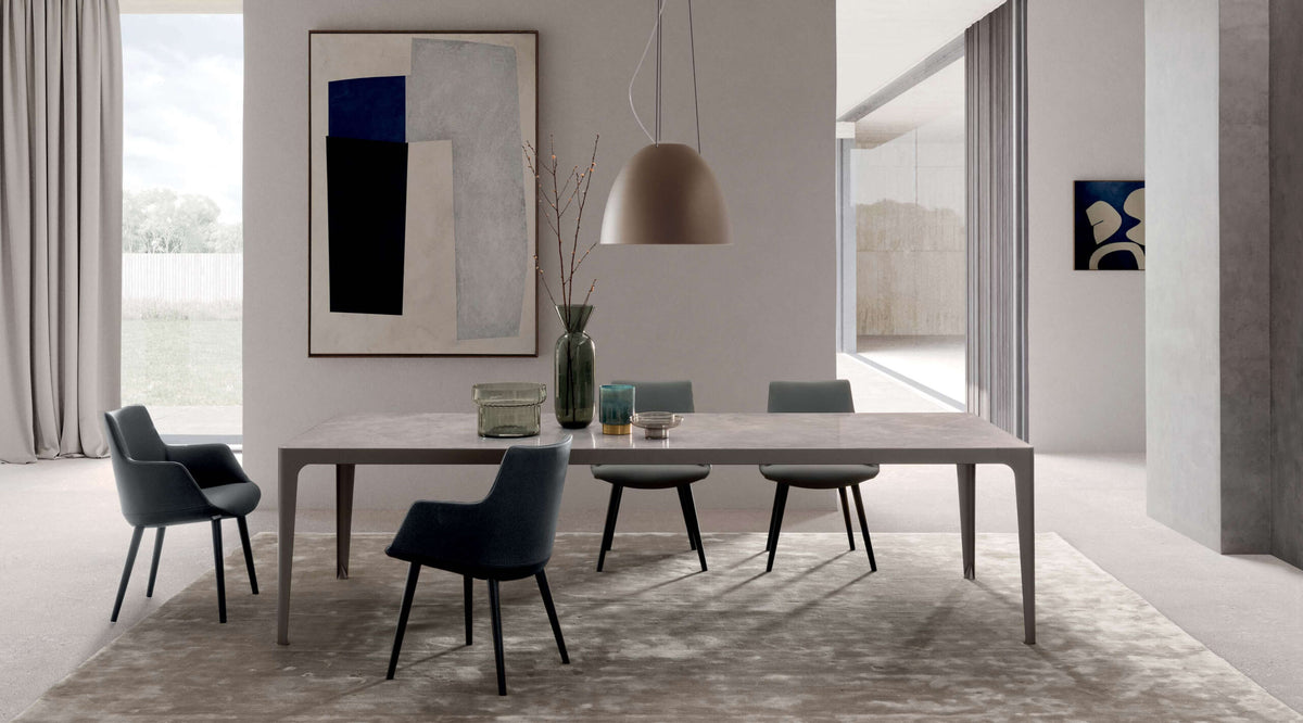 GRAND MORE DINING TABLE