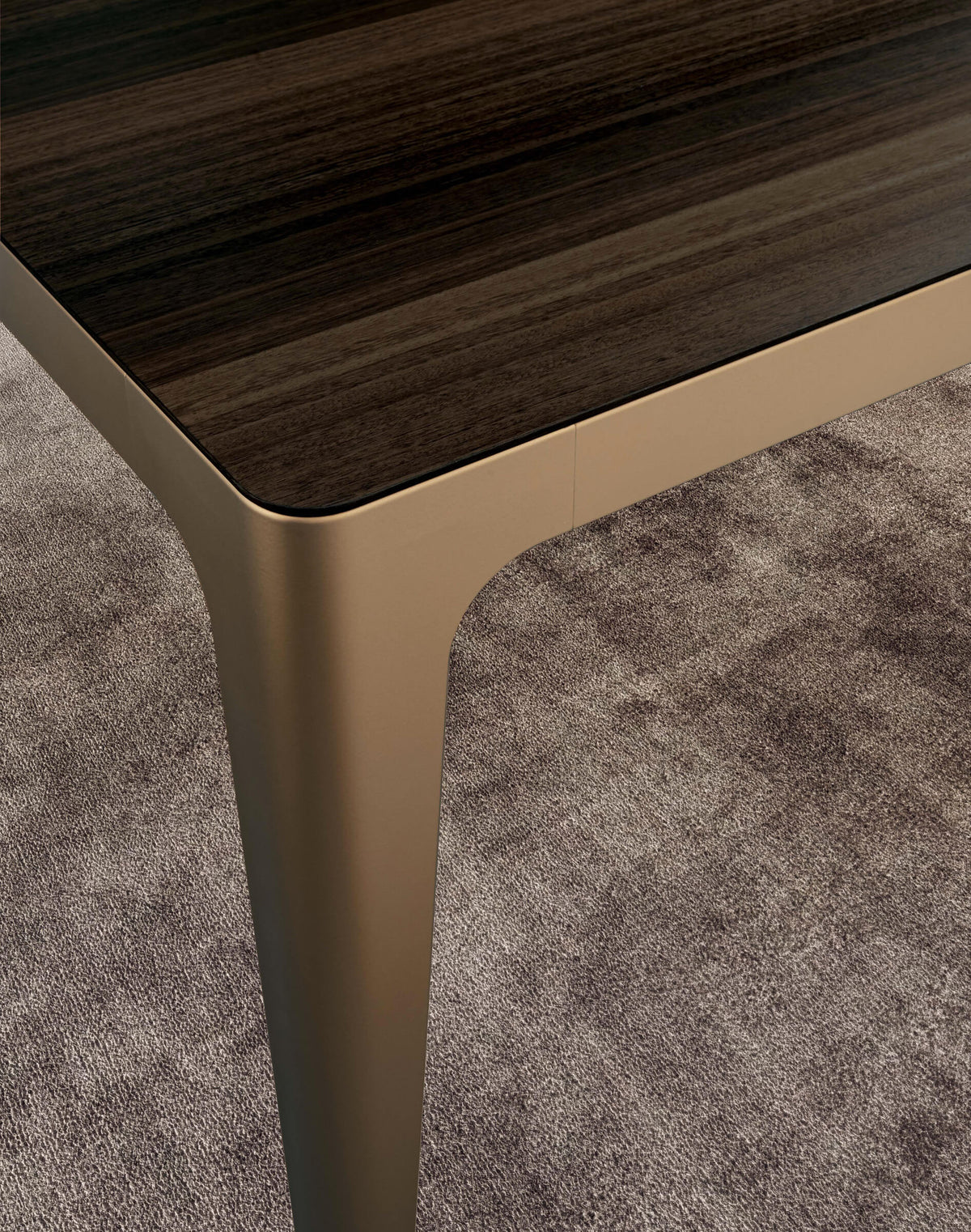 GRAND MORE DINING TABLE