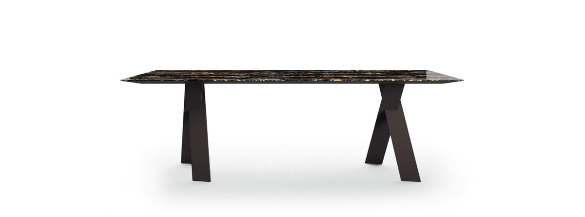 TAILOR EXTENDABLE DINING TABLE