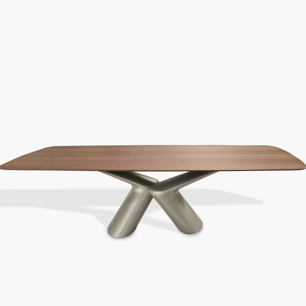 VICTOR DINING TABLE