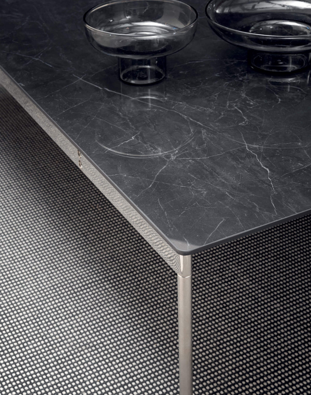 DARWIN COFFEE TABLE
