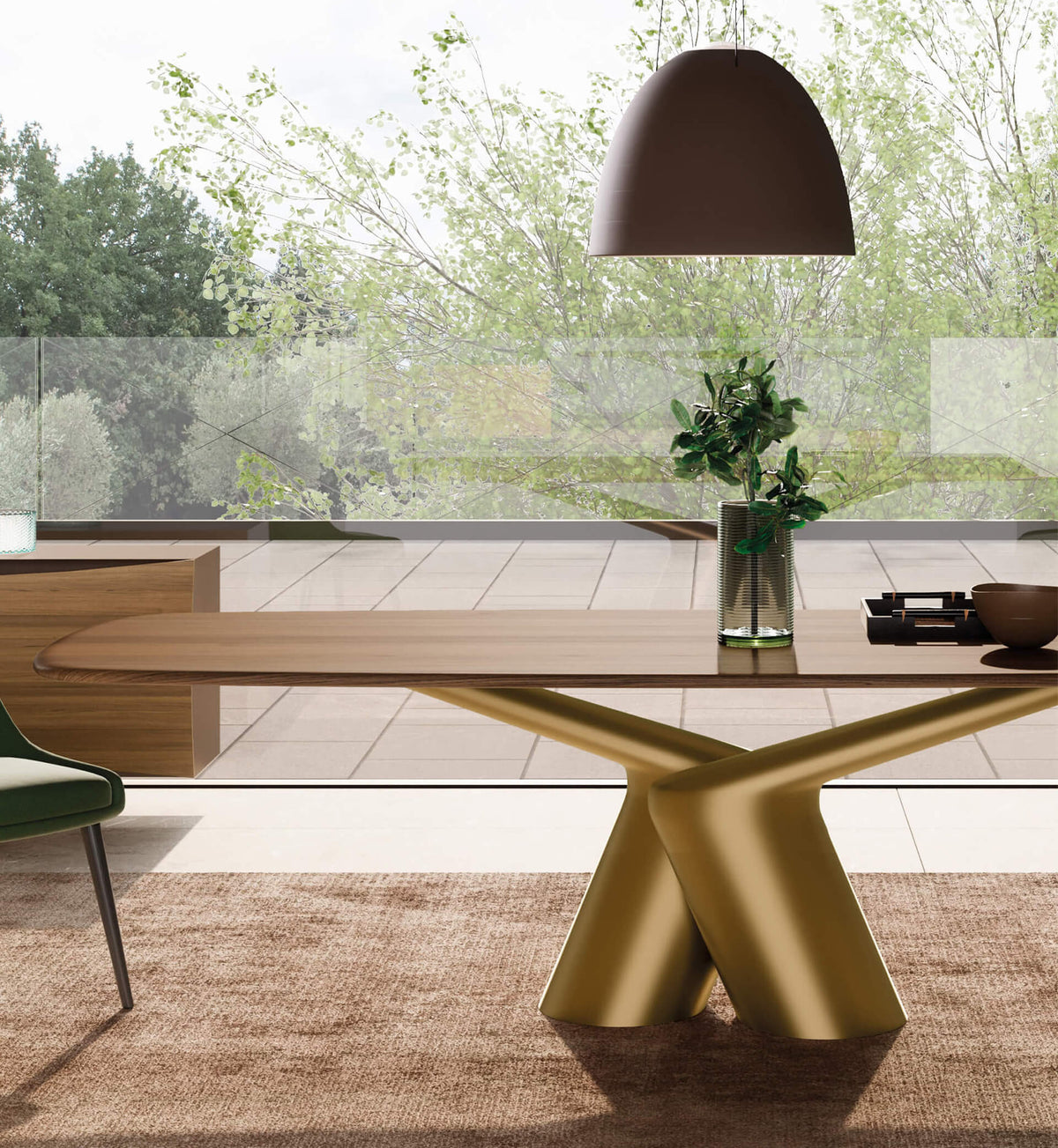 VICTOR DINING TABLE