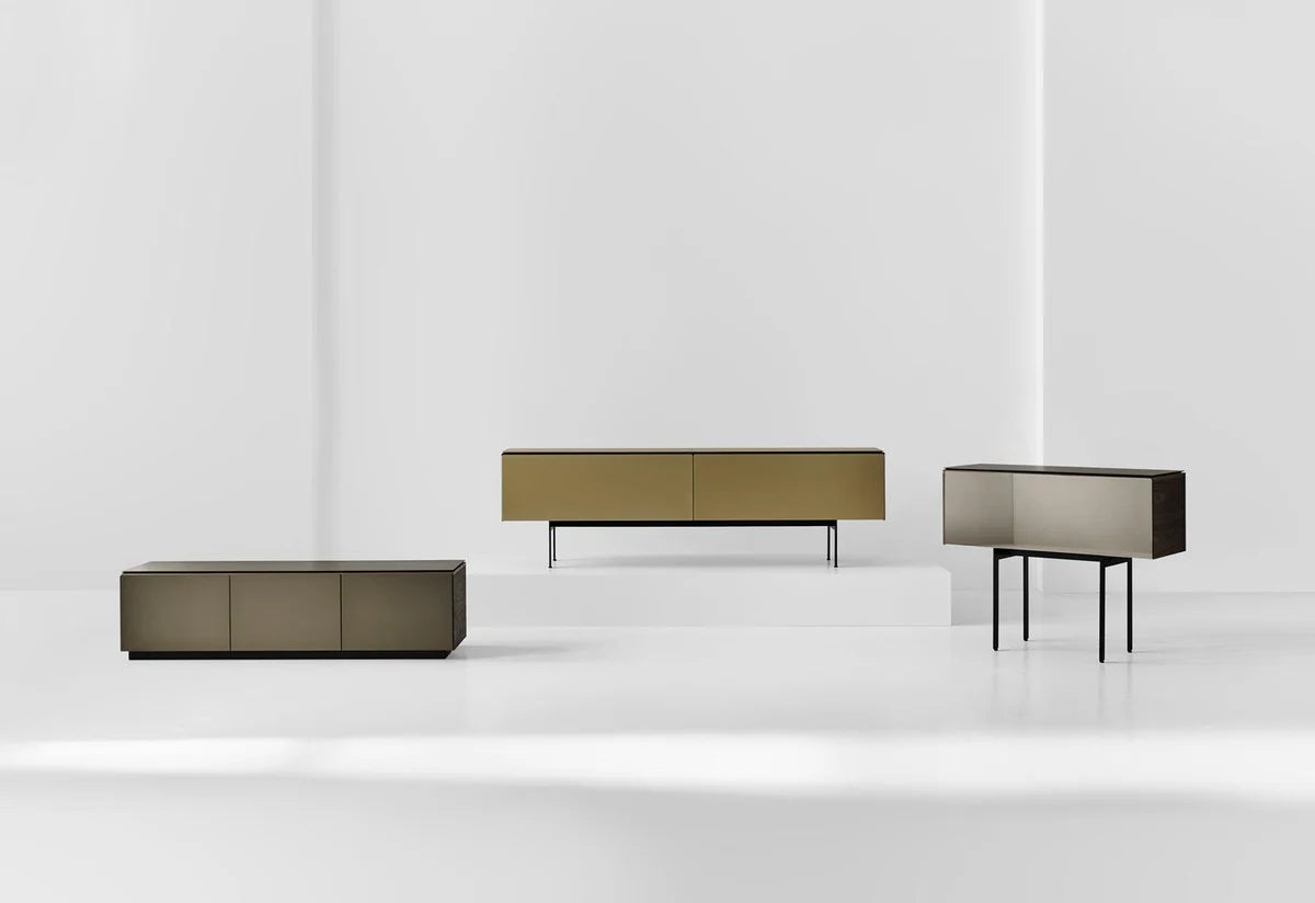 PUNT MOBLES | MALMO | $3,905.00