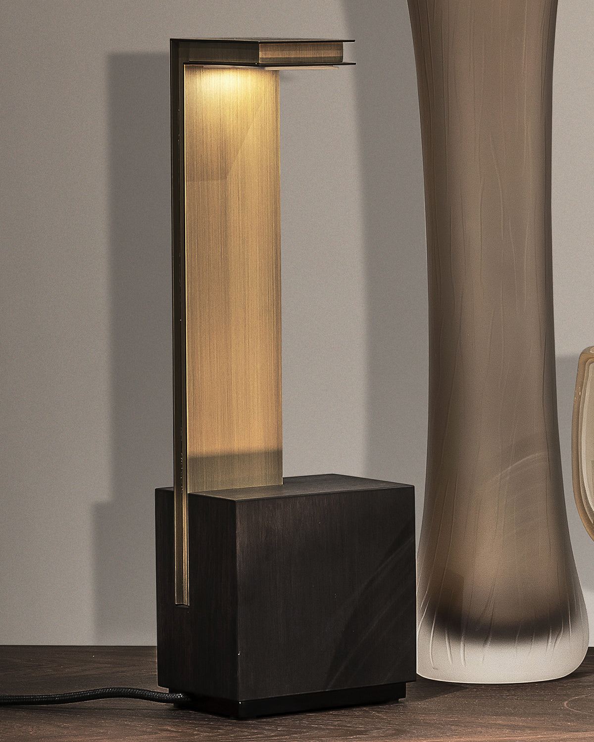 ELLAMP | Table lamp by Emmemobili